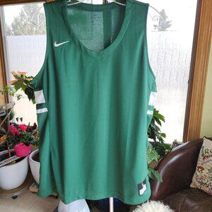 Nike Tank Top Women’s Large Green Dri-fit Tank MSRP $35 BRAND NEW!!